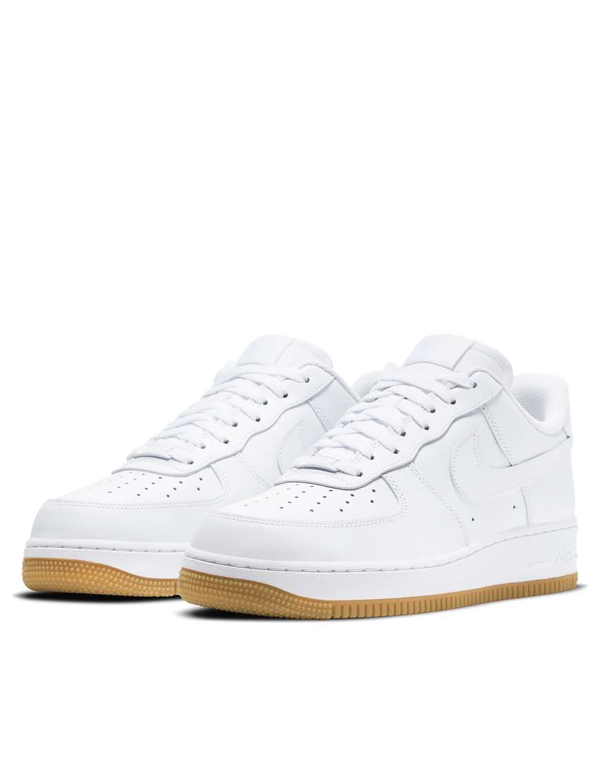 Air Force 1 sneakers with gum sole in white