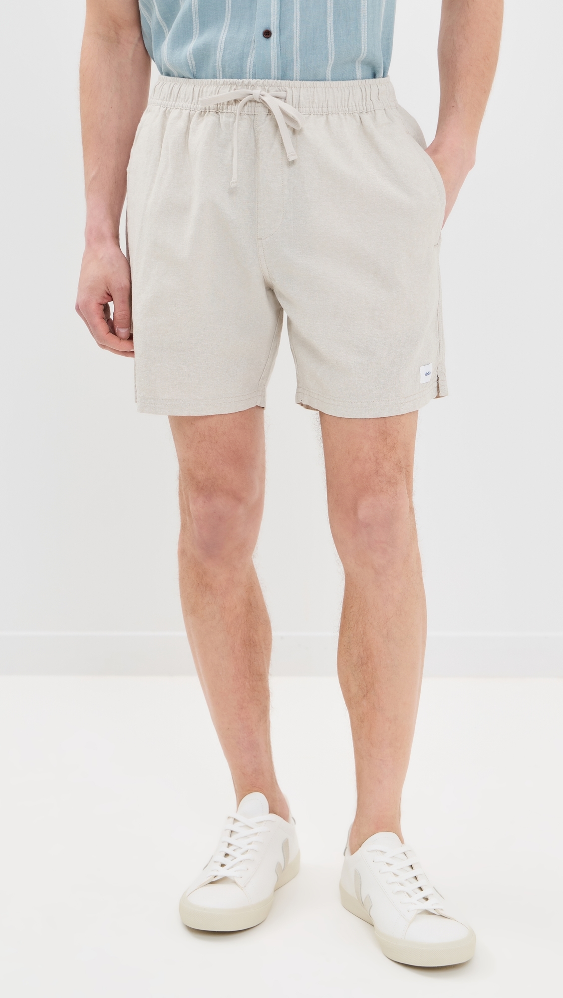 Isaiah Local Shorts Light Grey