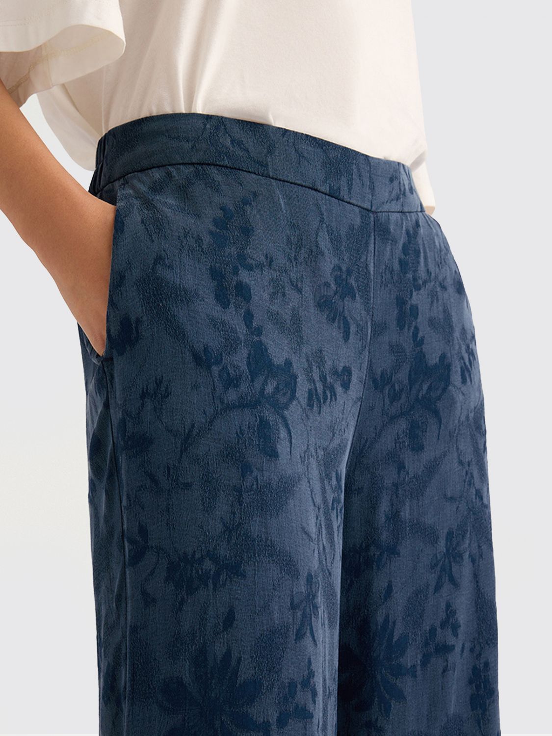 MOMONÌ Pants Woman color Petroleum Blue