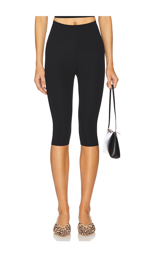 Commando Neoprene Capri Legging in Black. XL. Also in L, M