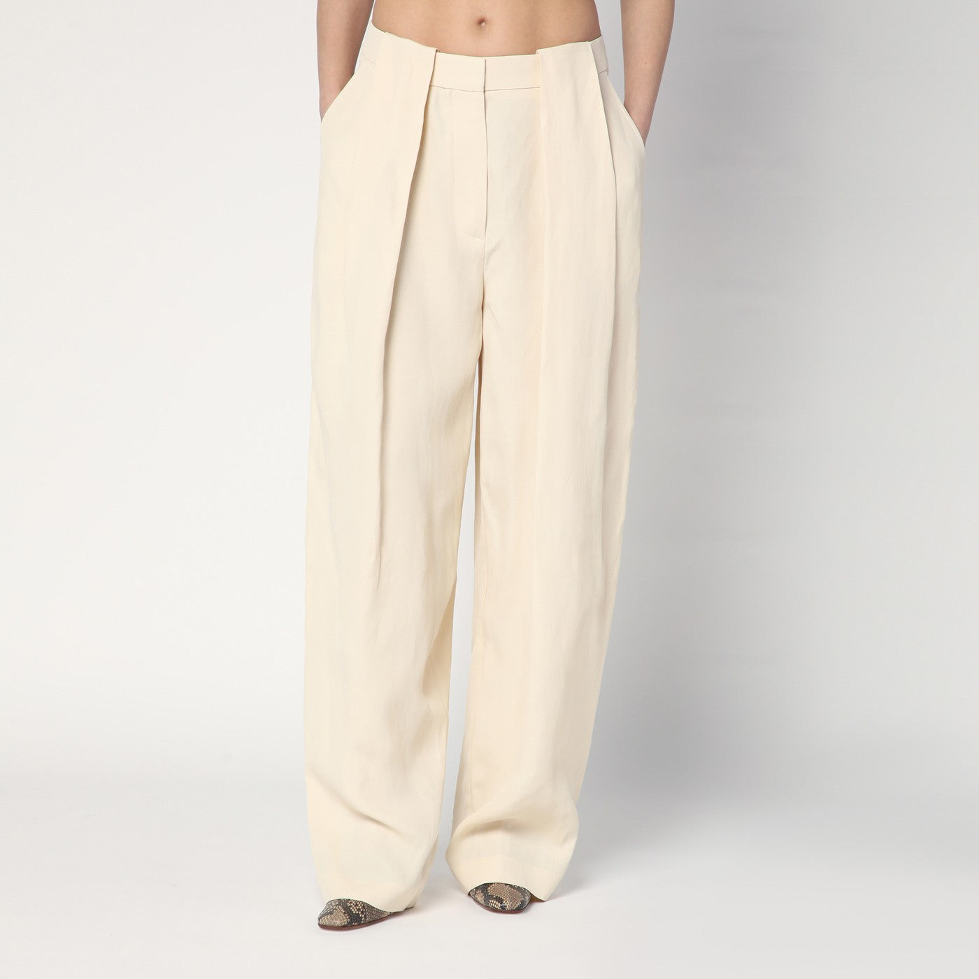 Wide butter-coloured pants in linen blend