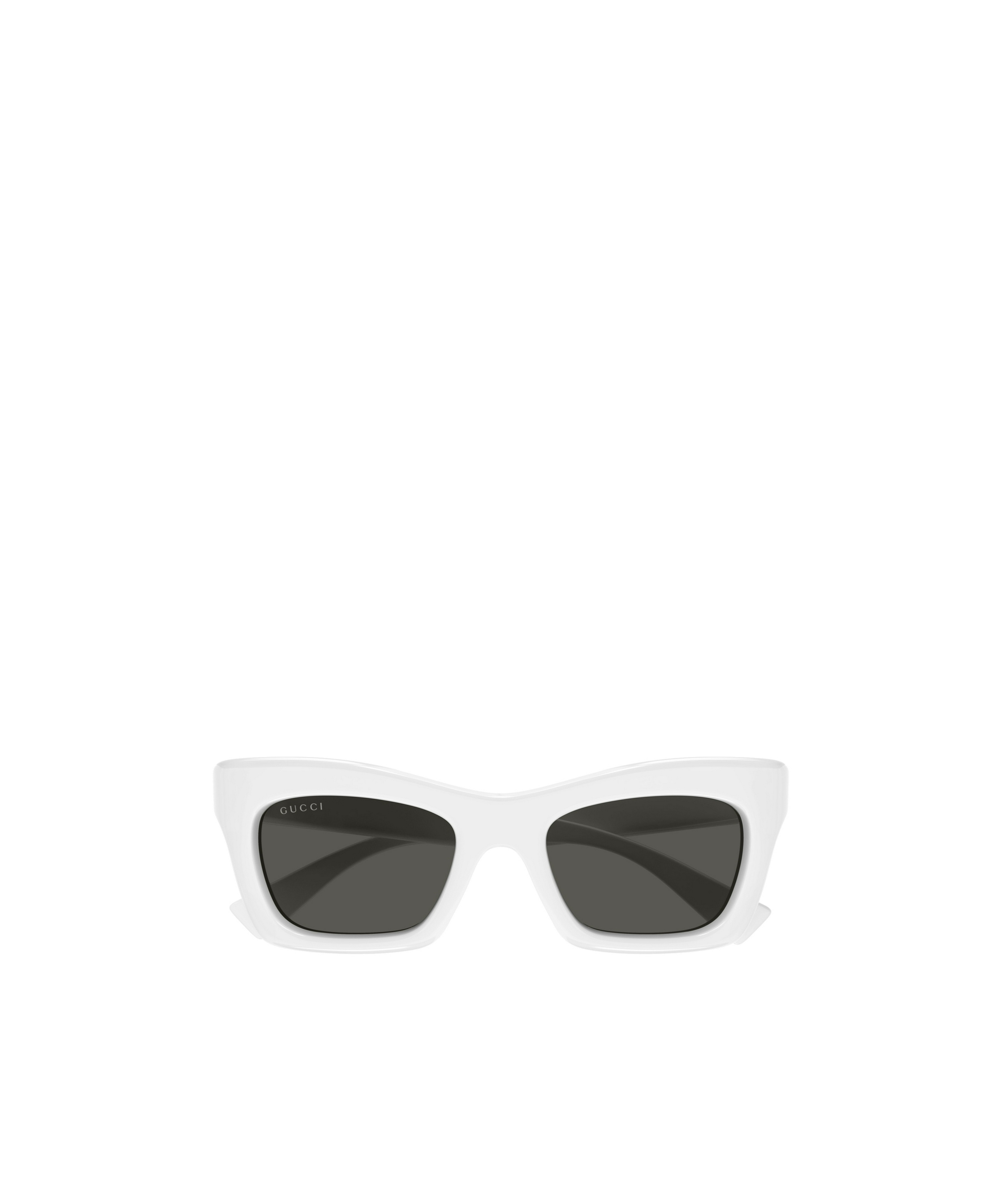 Cat-eye sunglasses