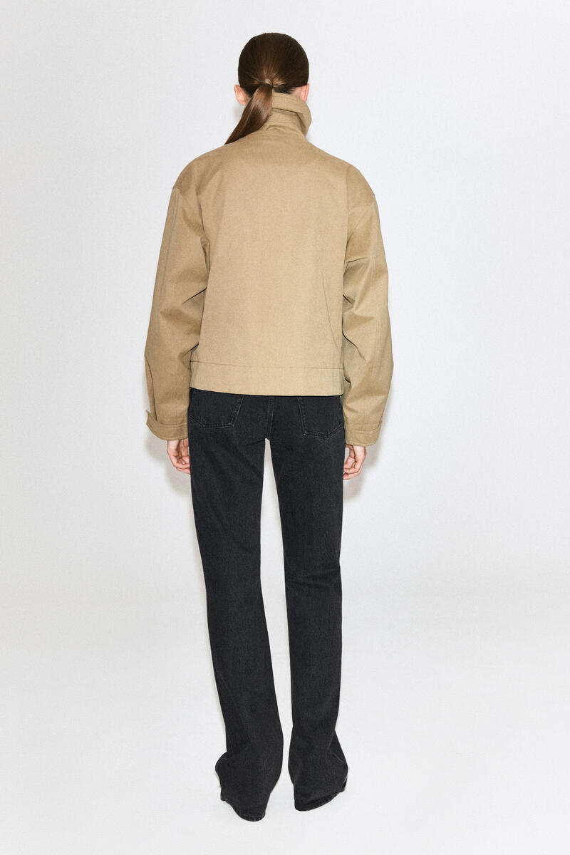 Rounded Short Trench Coat