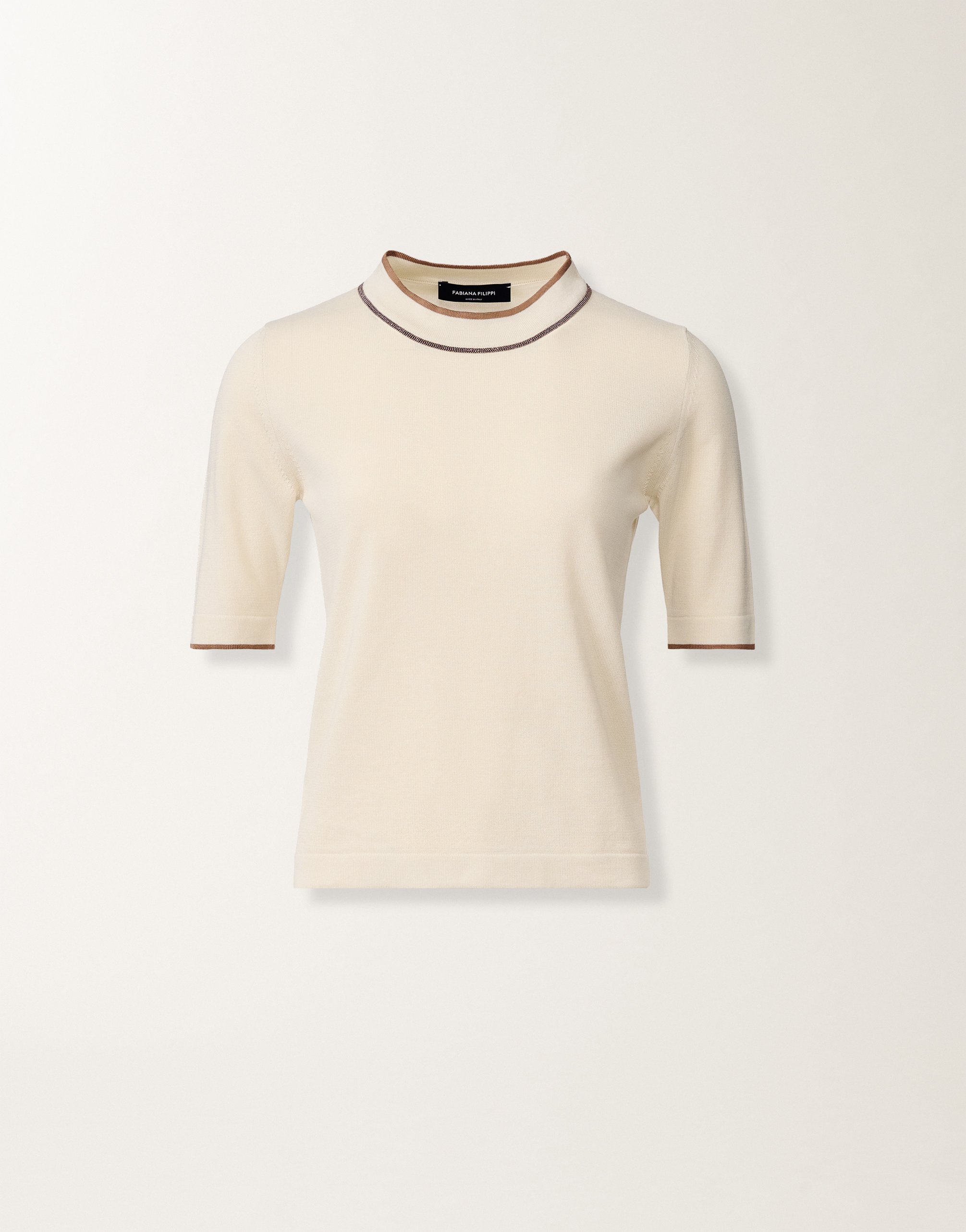 Organic cotton T-shirt, butter and wicker