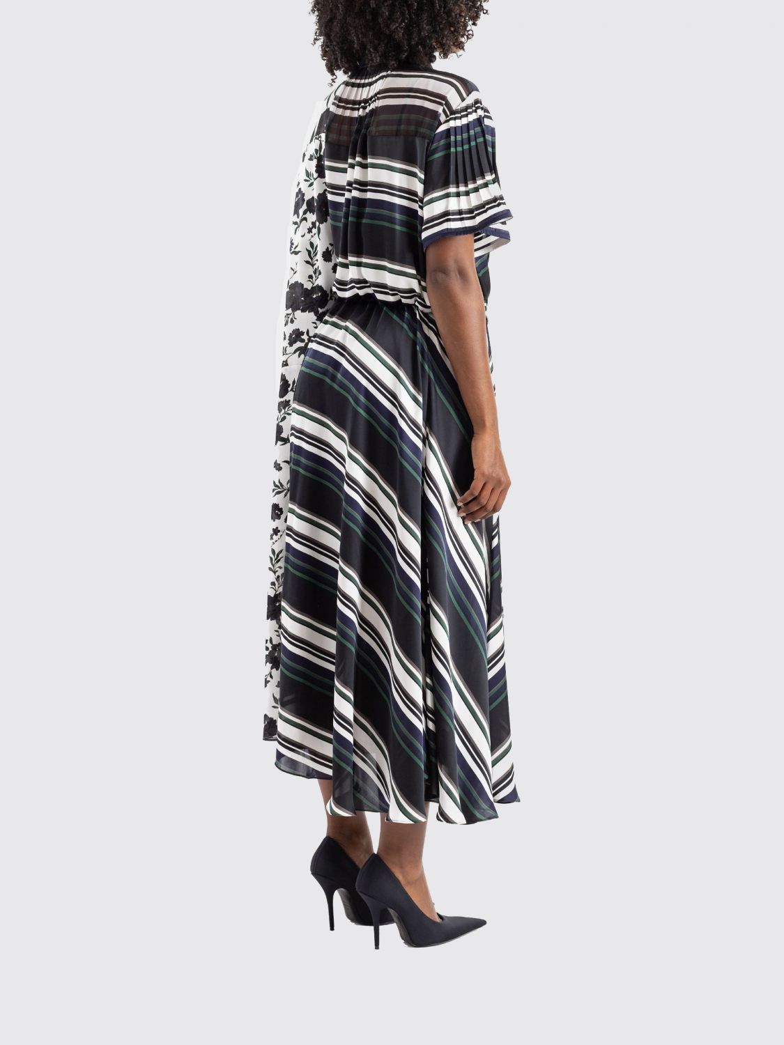 Dress Woman color White