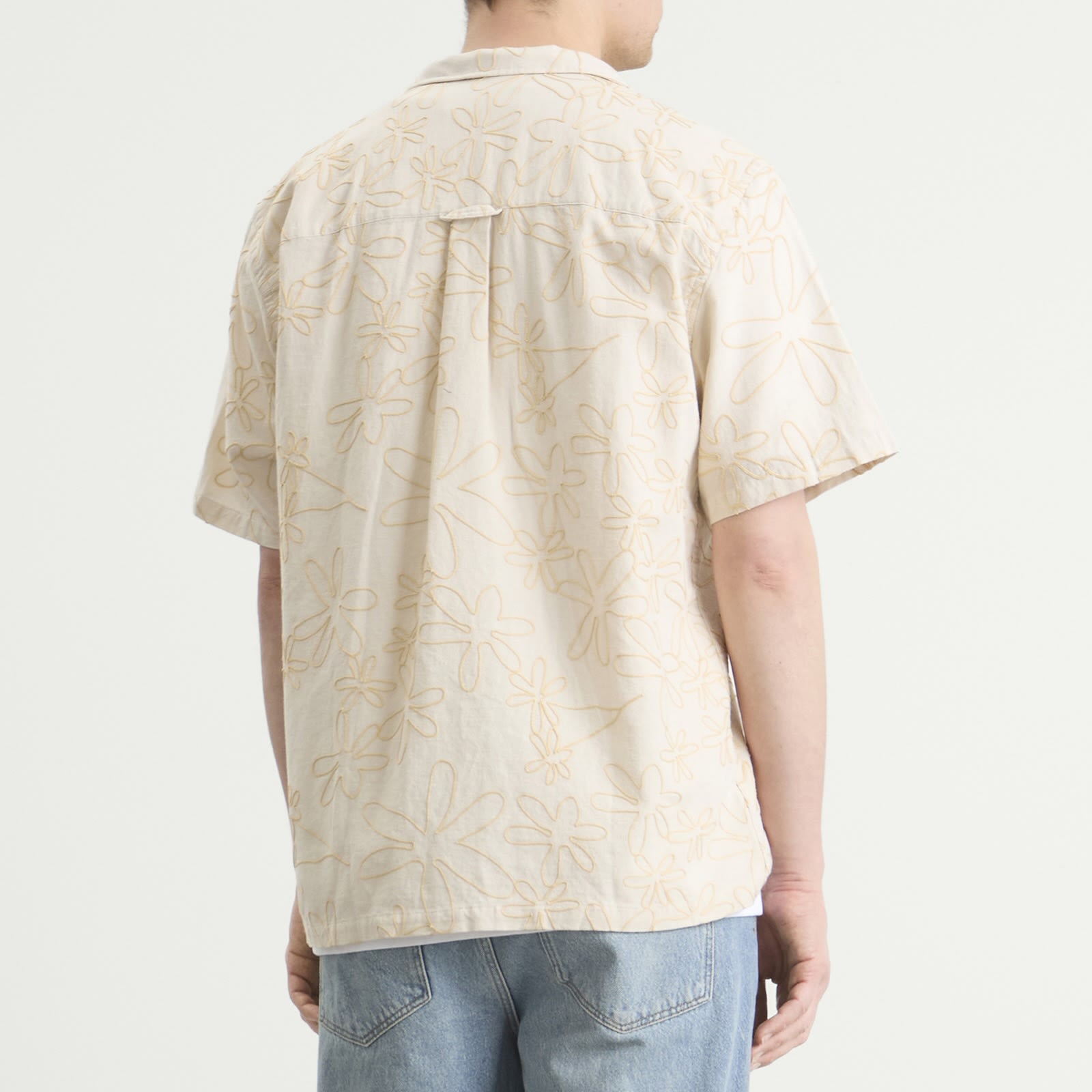 Men's Peer Embroidery Regular Fit Ss Shirt in Off White