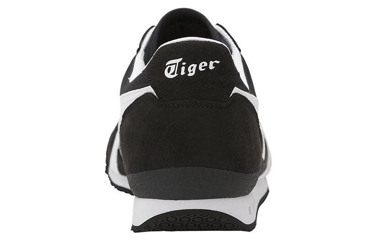 Ultimate 81 'Black White'
