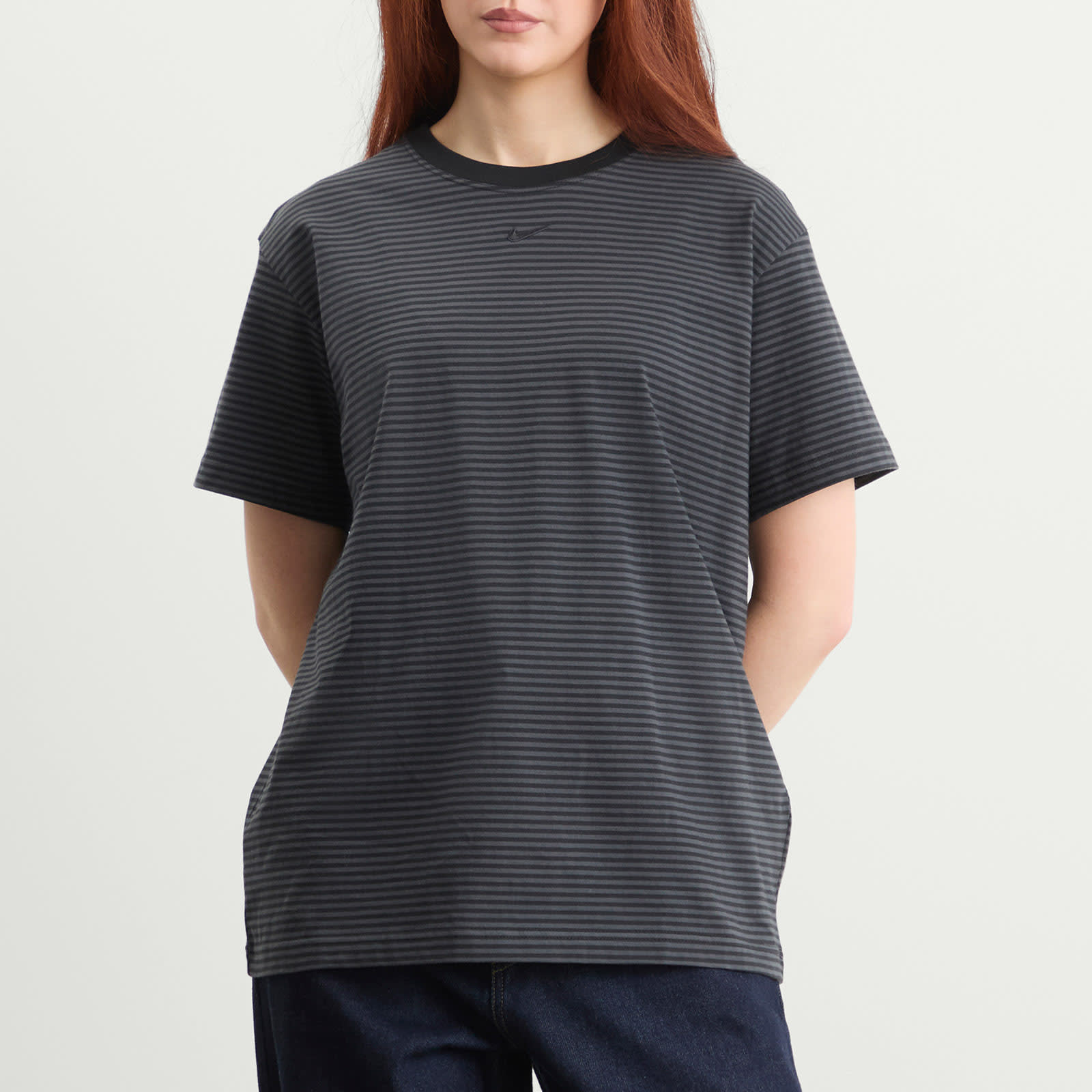 Women's NSW Stripe T-Shirt in Black
