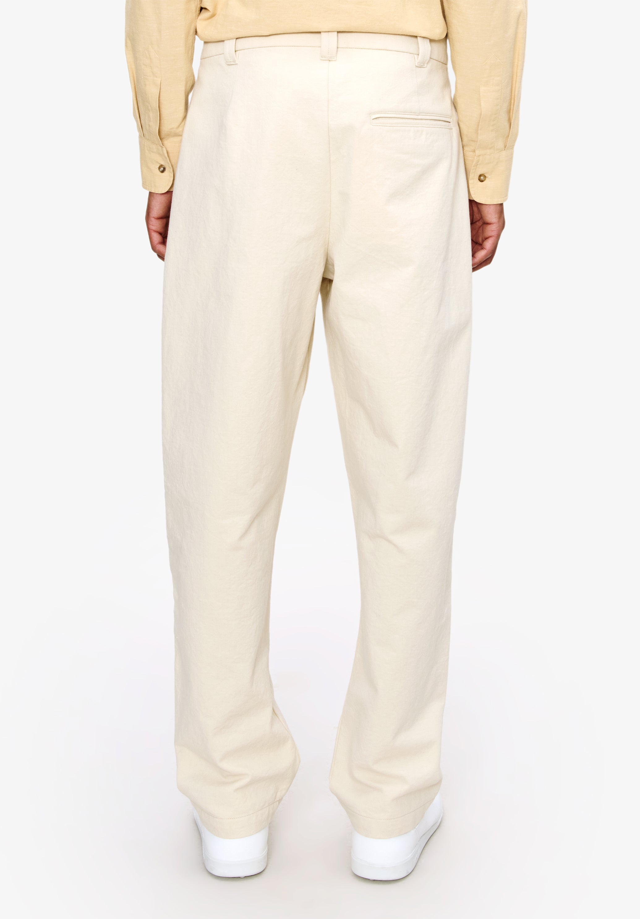 A. P.C. Men's Renato pants Size: 44 in Ecru