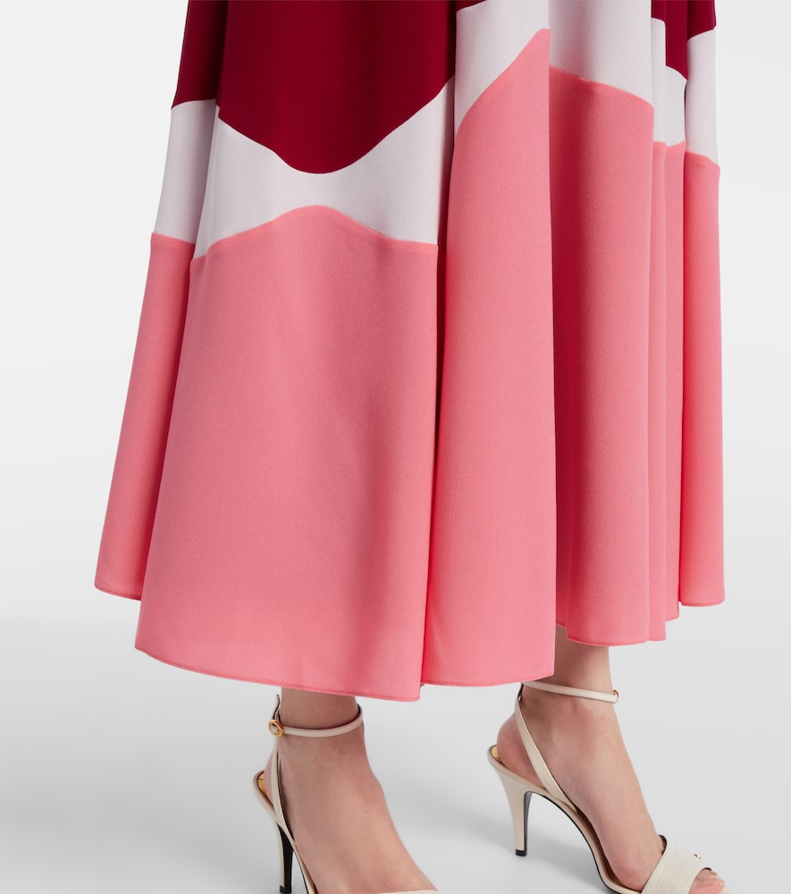 Gradient crêpe cocktail dress