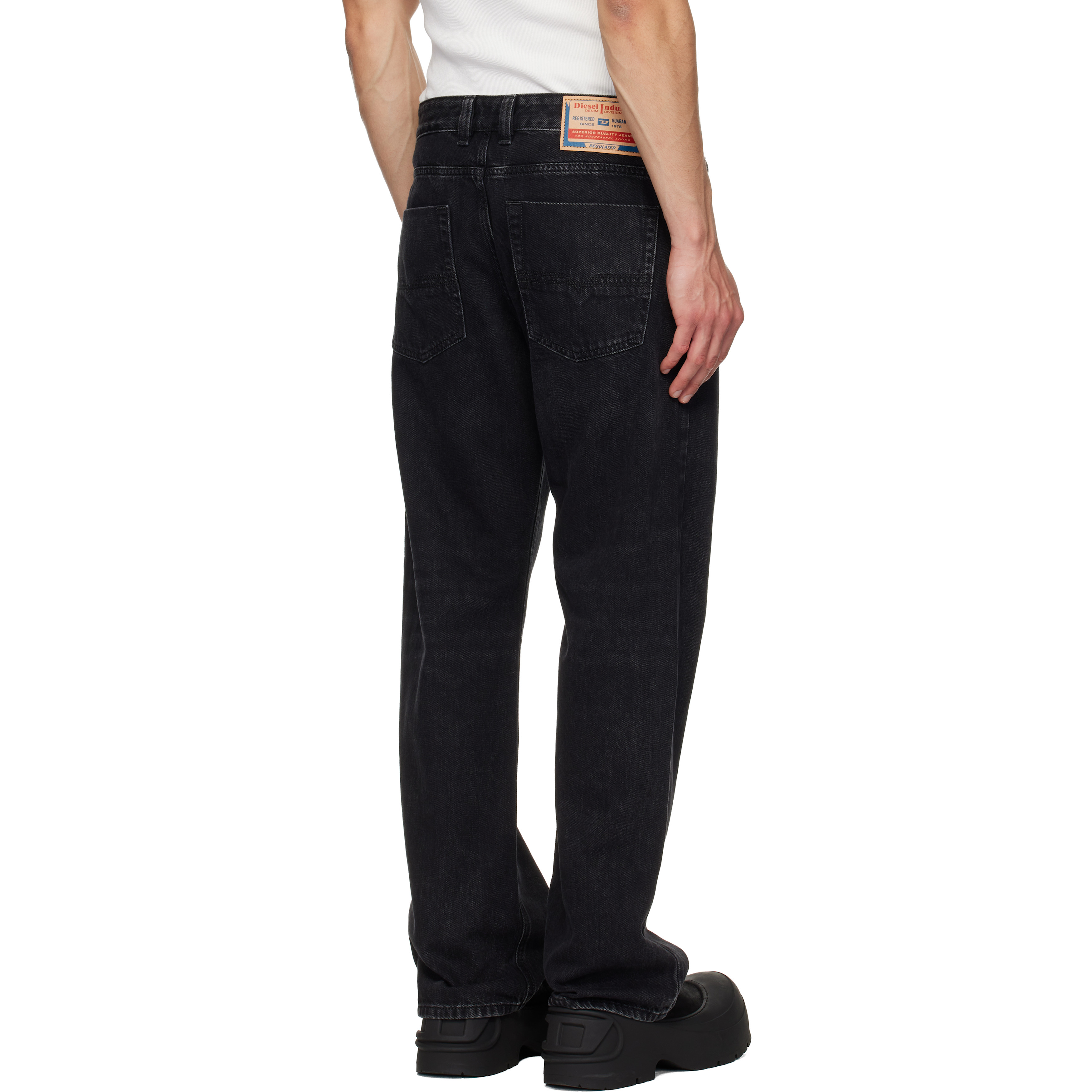 Black Relaxed 1980 D-Eeper Jeans