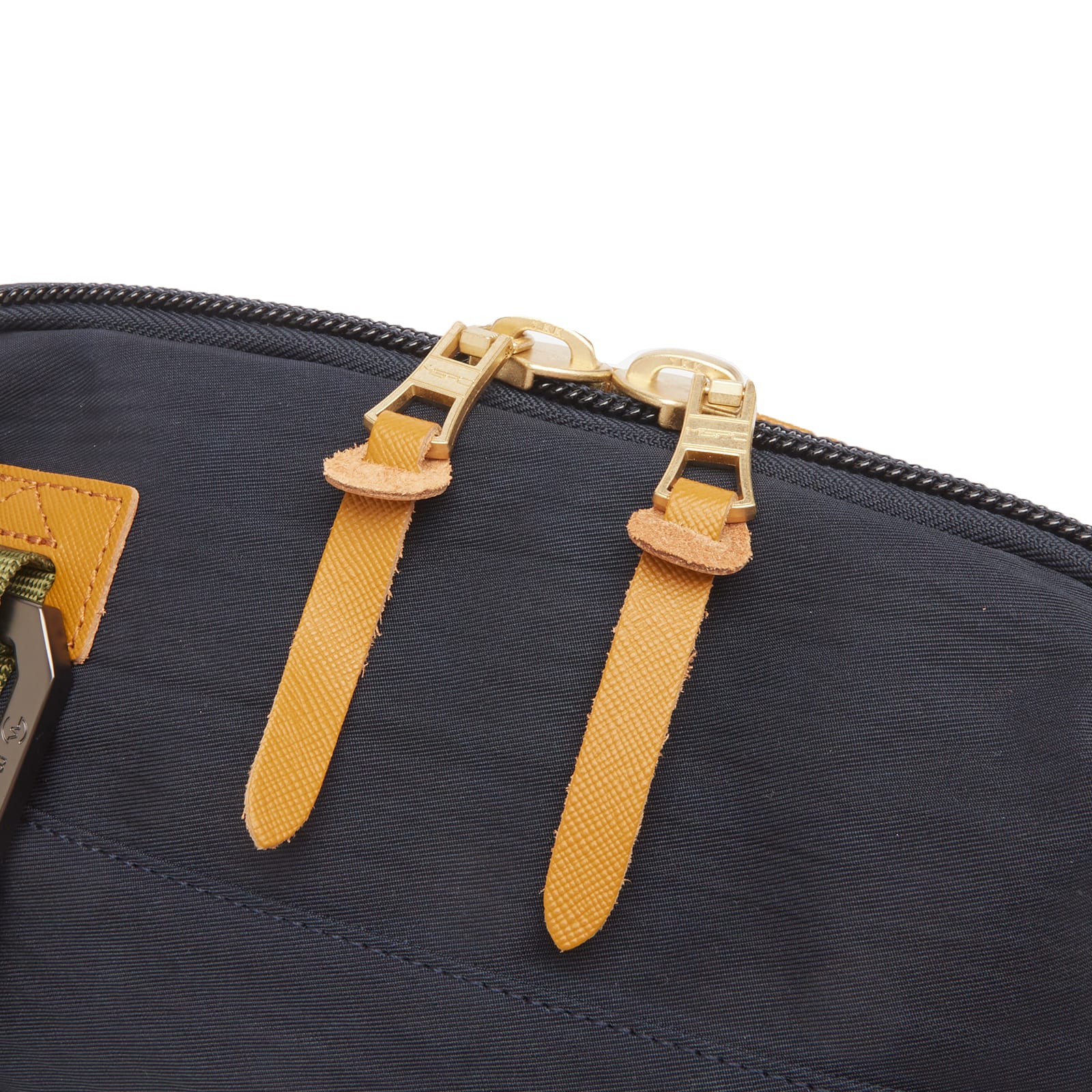 Link Waist Bag in Navy 