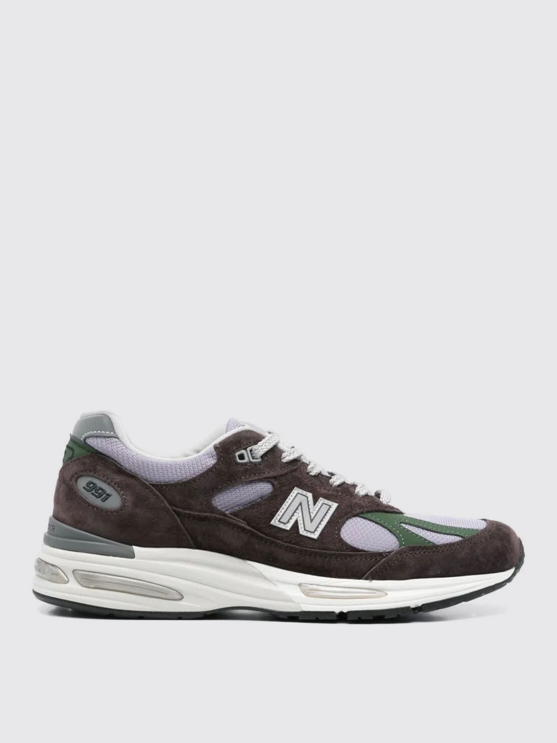Sneakers NEW BALANCE Men color Brown