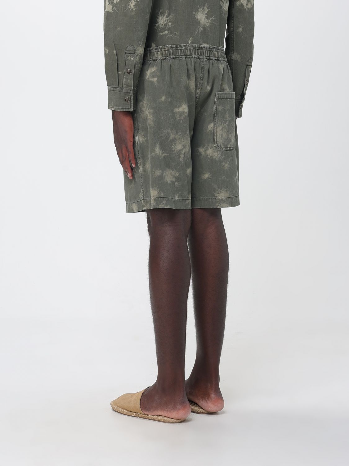 Shorts Men color Green