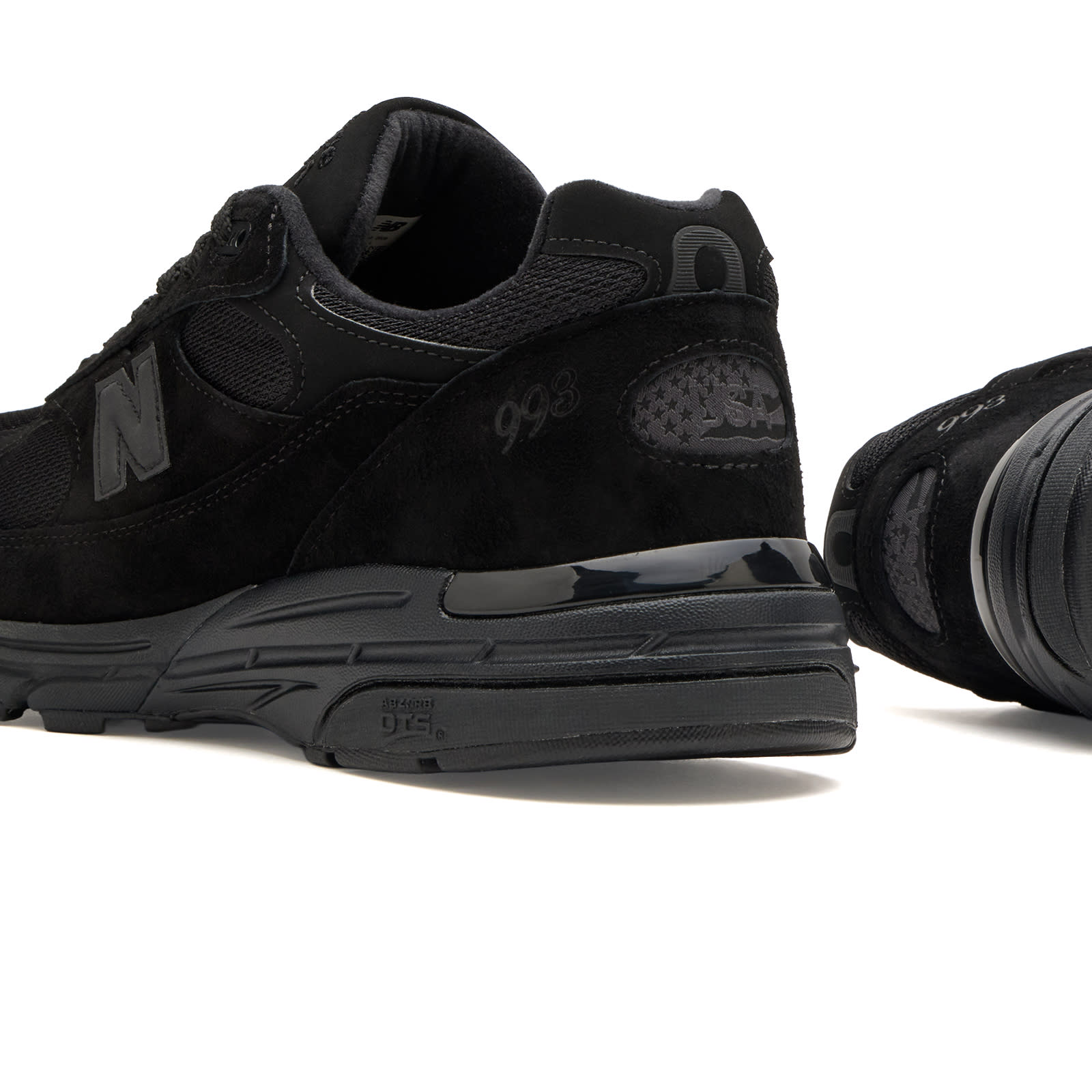 993 Sneaker Triple Black