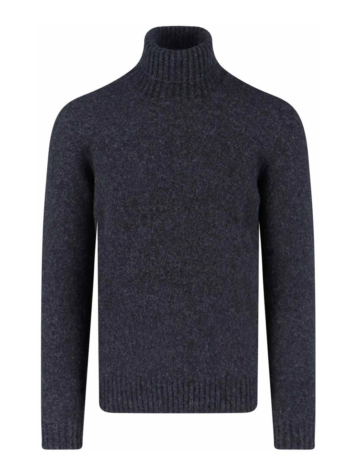 High neck sweater