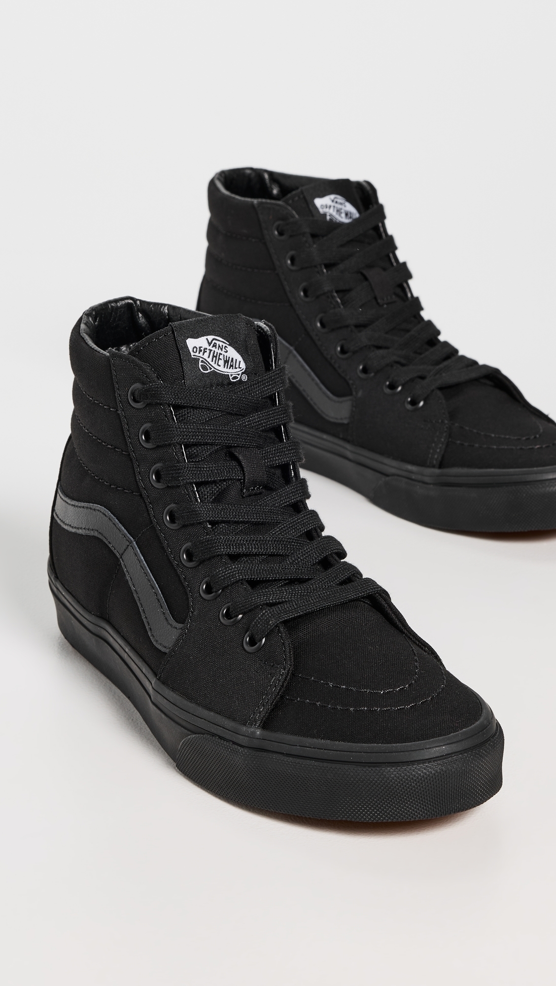 Sk8-Hi Unisex Sneakers Black/Black/Black W