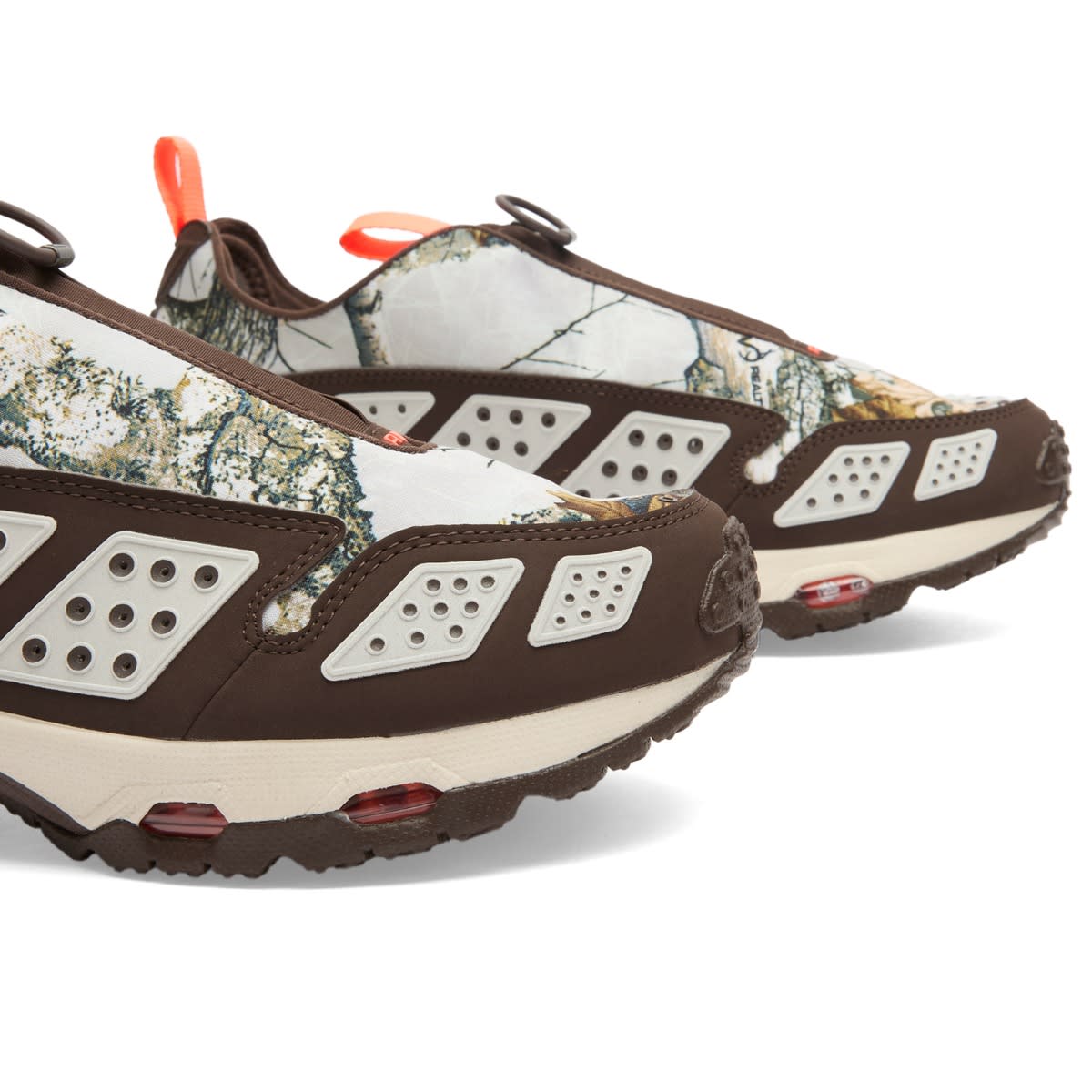 Women s Air Max SNDR Sneakers Baroque Brown / Hyper Crimson