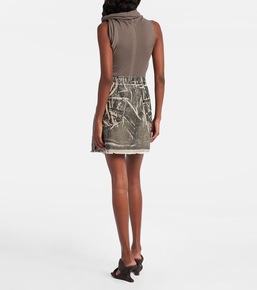 Sisysnap distressed denim miniskirt