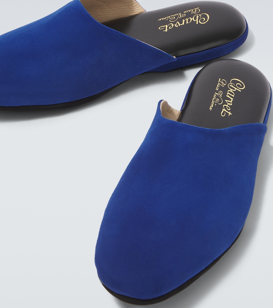Suede slippers