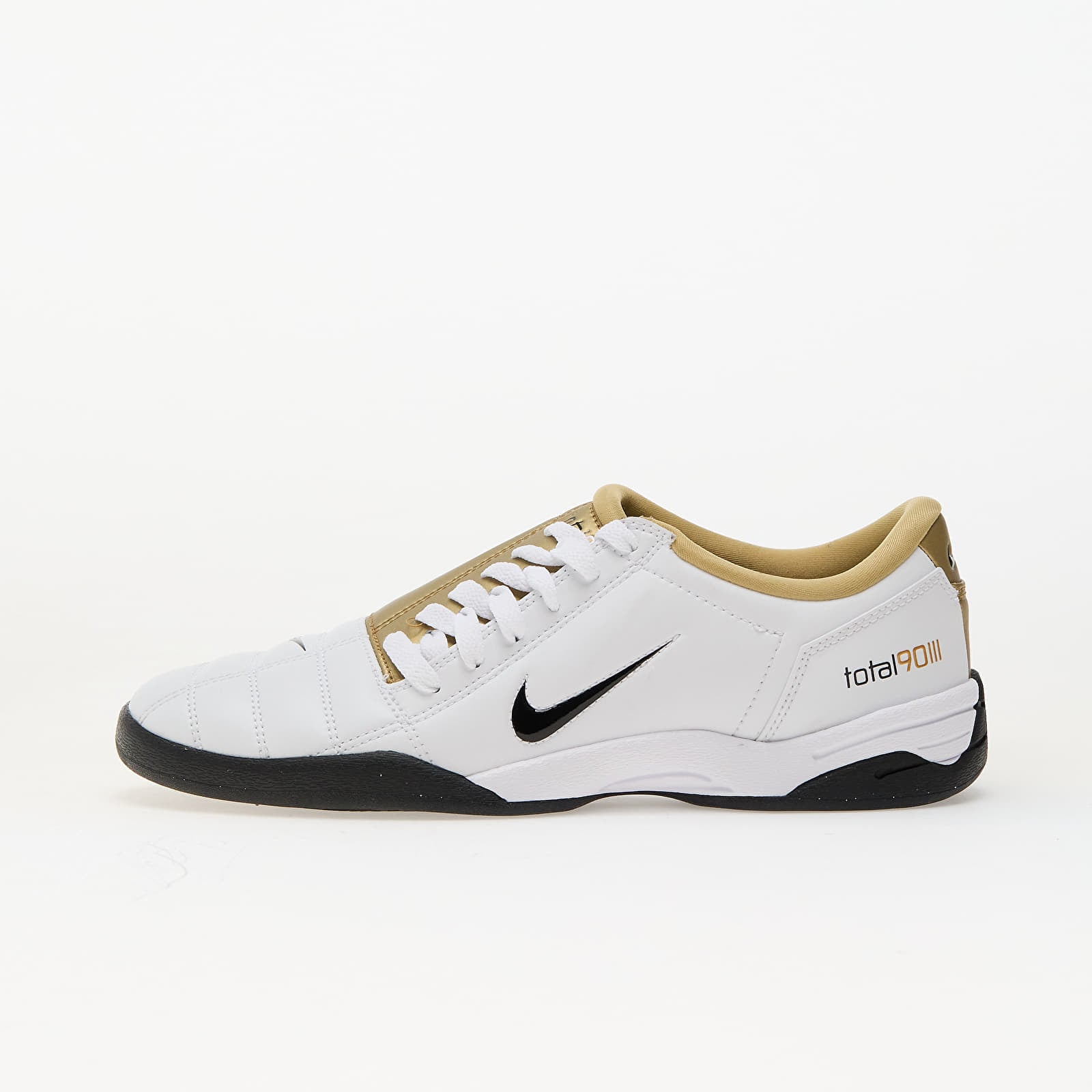Total 90 Sneakers White / Black