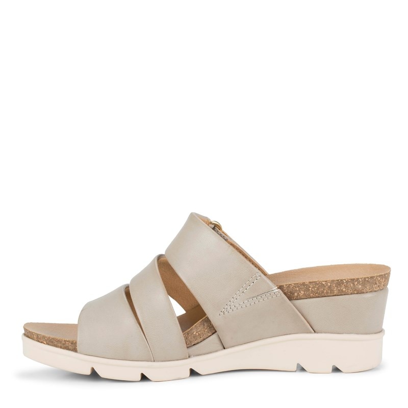 Women's Michi Wedge Sandals (Mid Taupe)