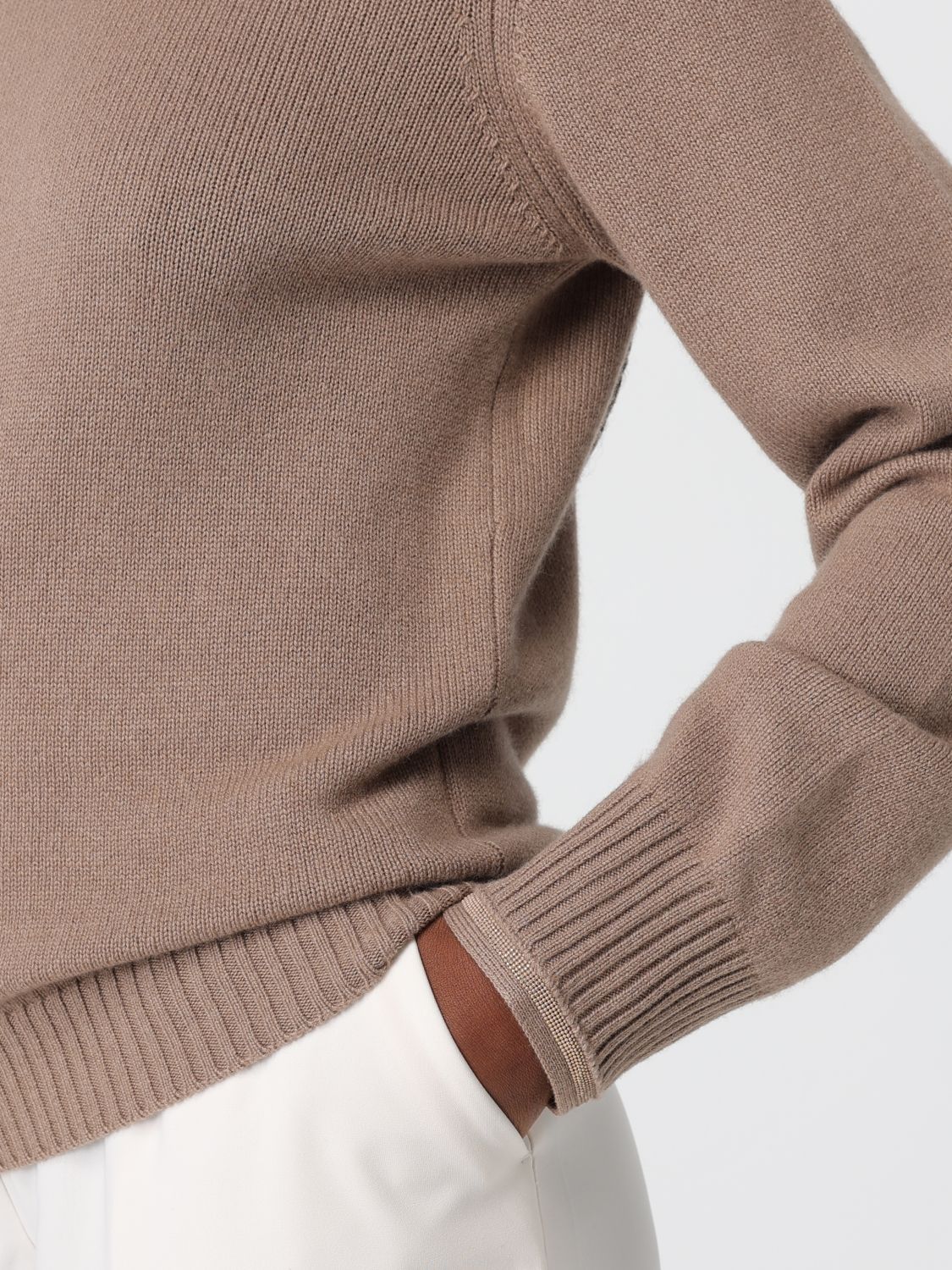 Sweater Woman color Brown