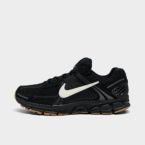 Men's Zoom Vomero 5 Casual Shoes in Black/Gum