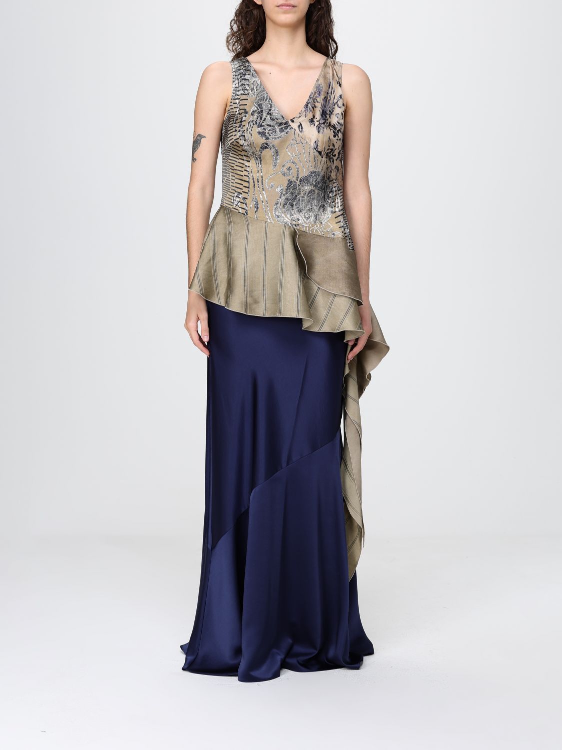 Top Woman color Gold