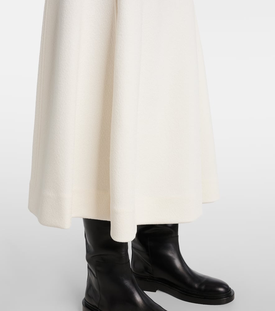 Knitted midi skirt