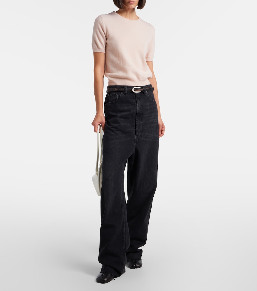 Wide-leg jeans
