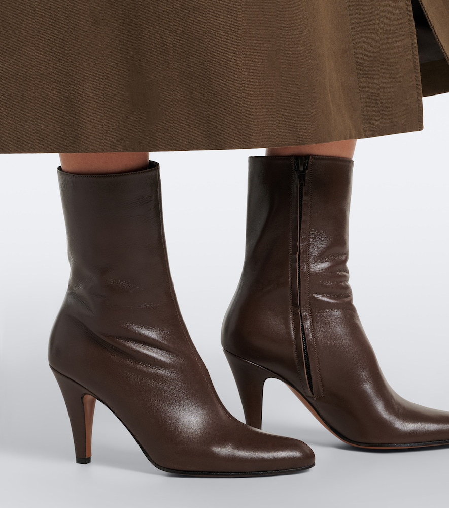 Ornella leather ankle boots