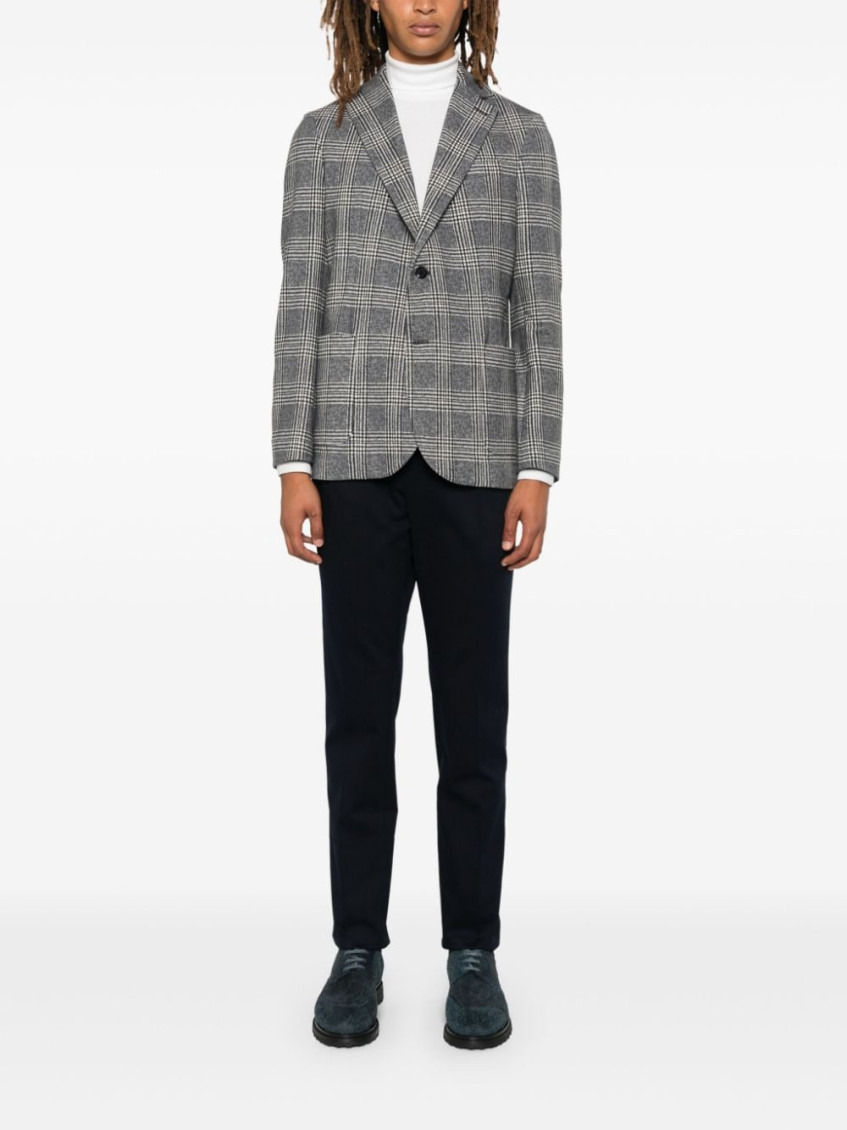 Check Patter Buttoned Blazer