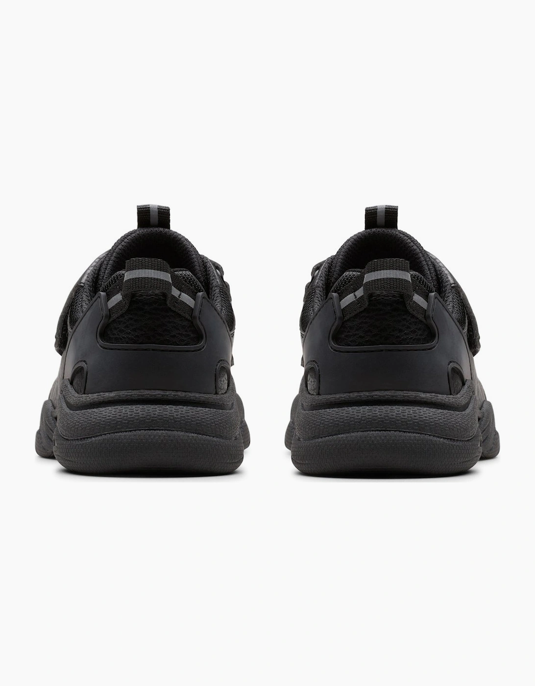Clarks Girl's Feathershine K Kids Sports Shoes - Black - : 2 older/G Wide