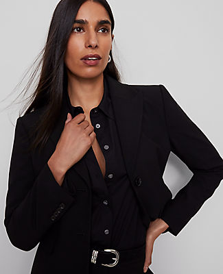 Ann Taylor The Petite Shorter Two Button Blazer in Bi-Stretch