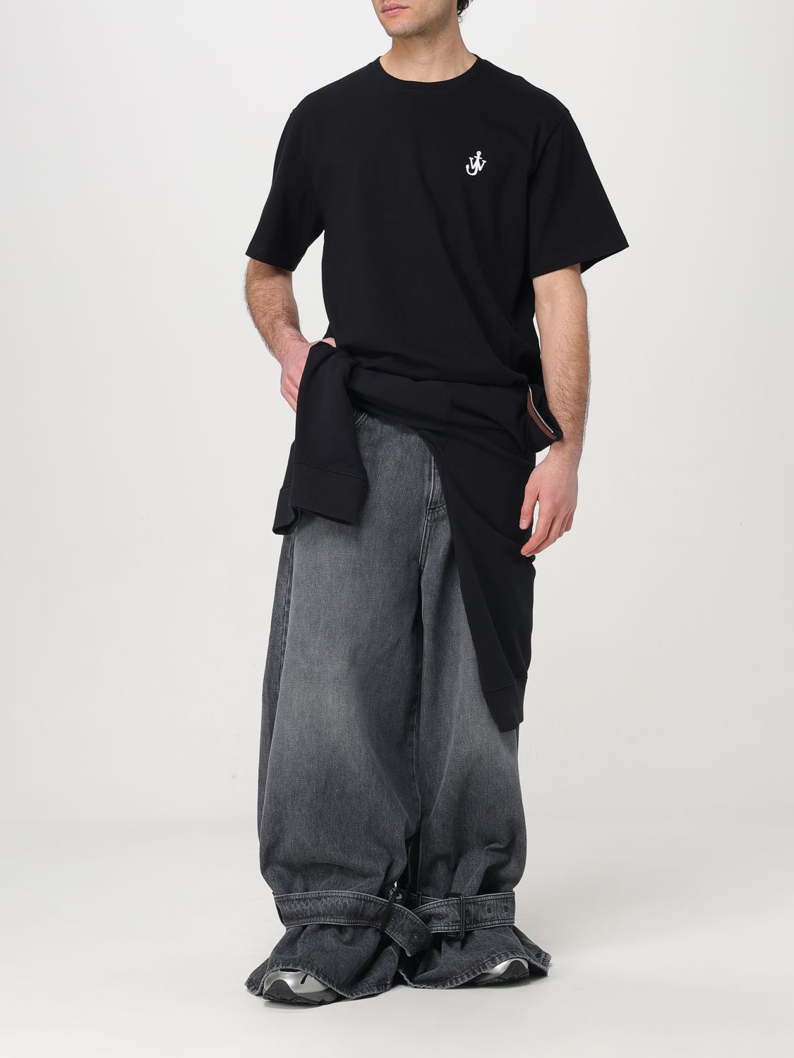 T-Shirt Men color Black