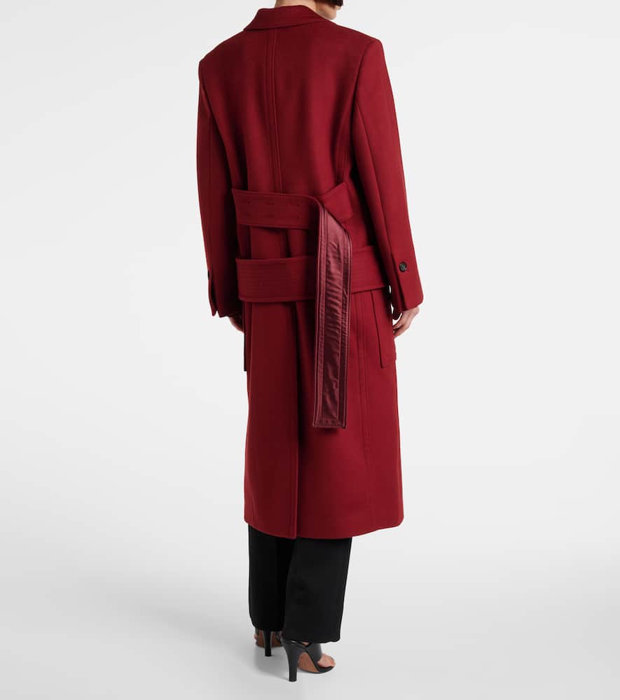 Wool and cashmere coat