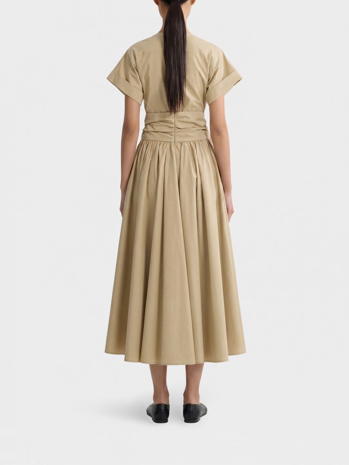 Dress Woman color White