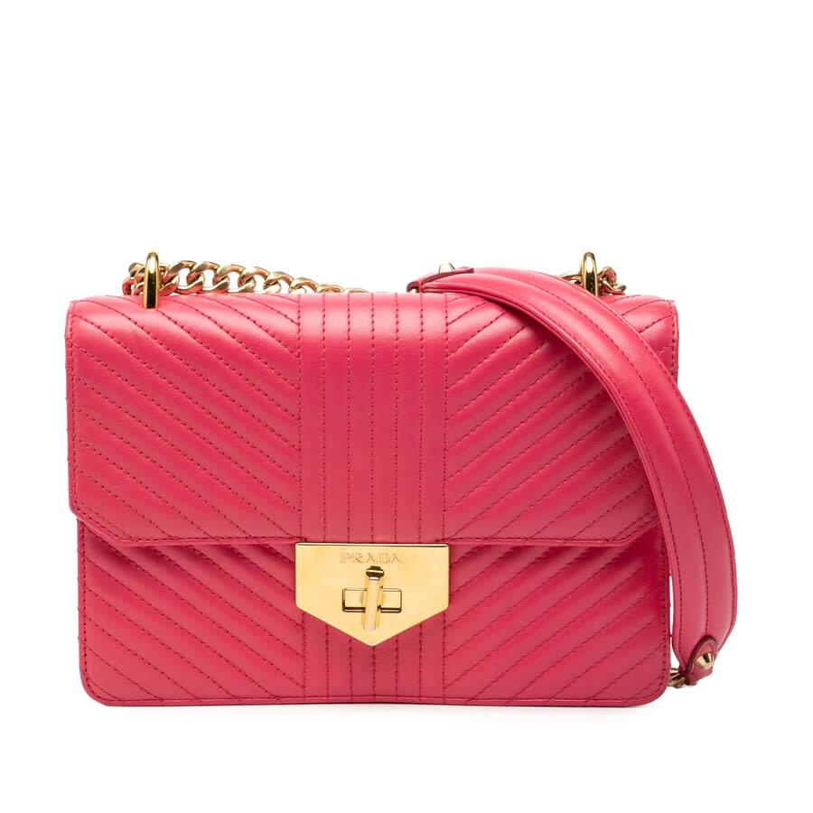Pre-owned Soft Calf Chevron Impunture Turn Lock Chain Crossbody 193MZ75P8N8T8IZH