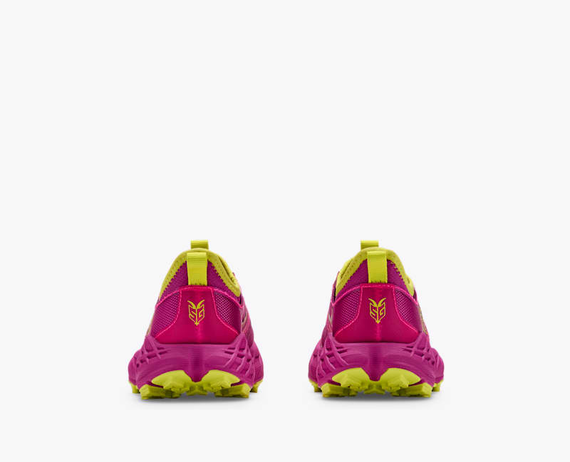 HOKA Speedgoat 7 Shoes in Fuchsia/Fuchsia