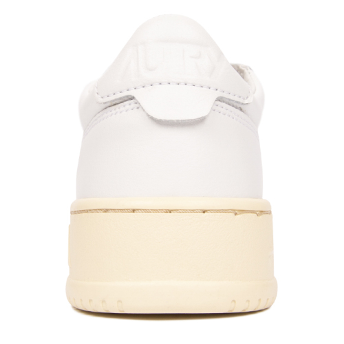 Medalist low-top sneakers