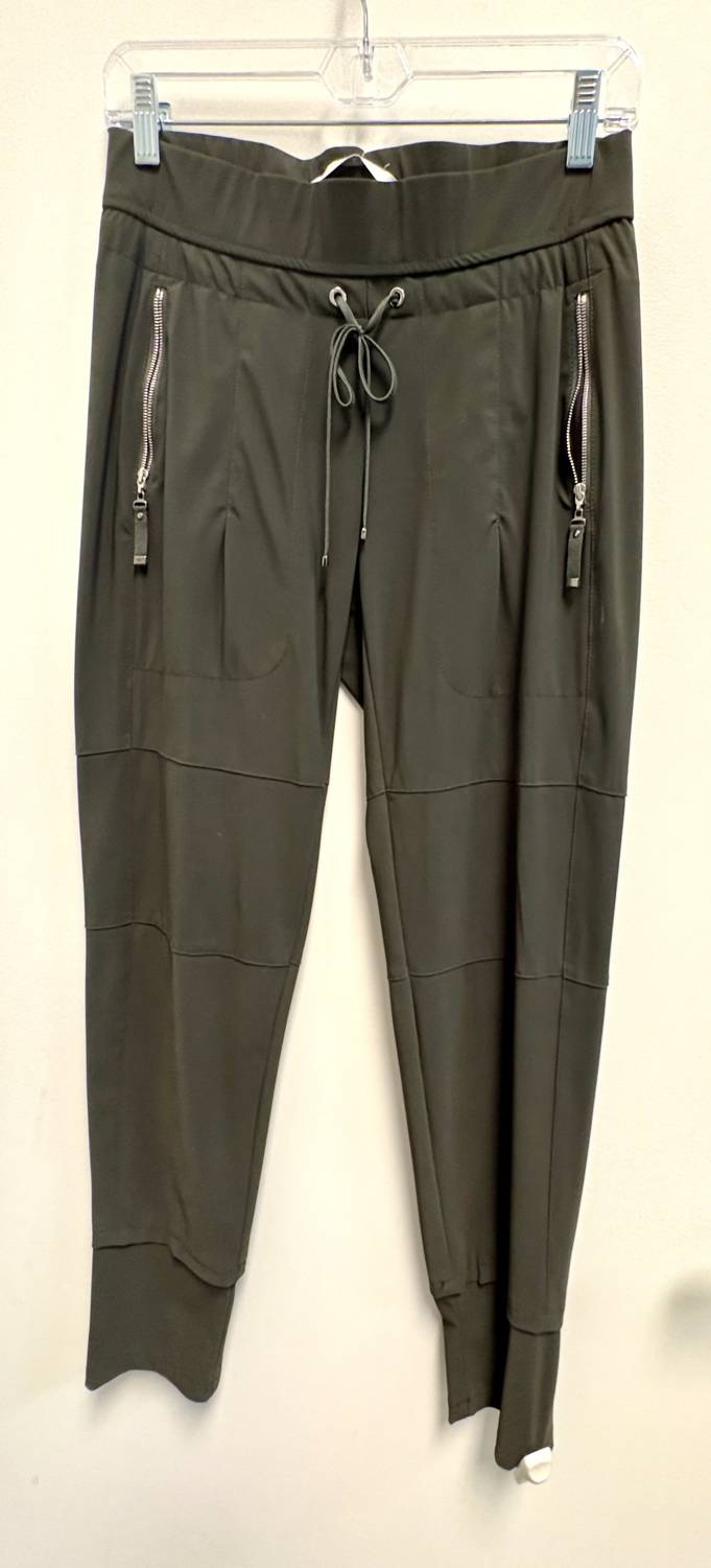 Pre-Loved Women's Candy Light Weight Travel Jogger In Black Olive