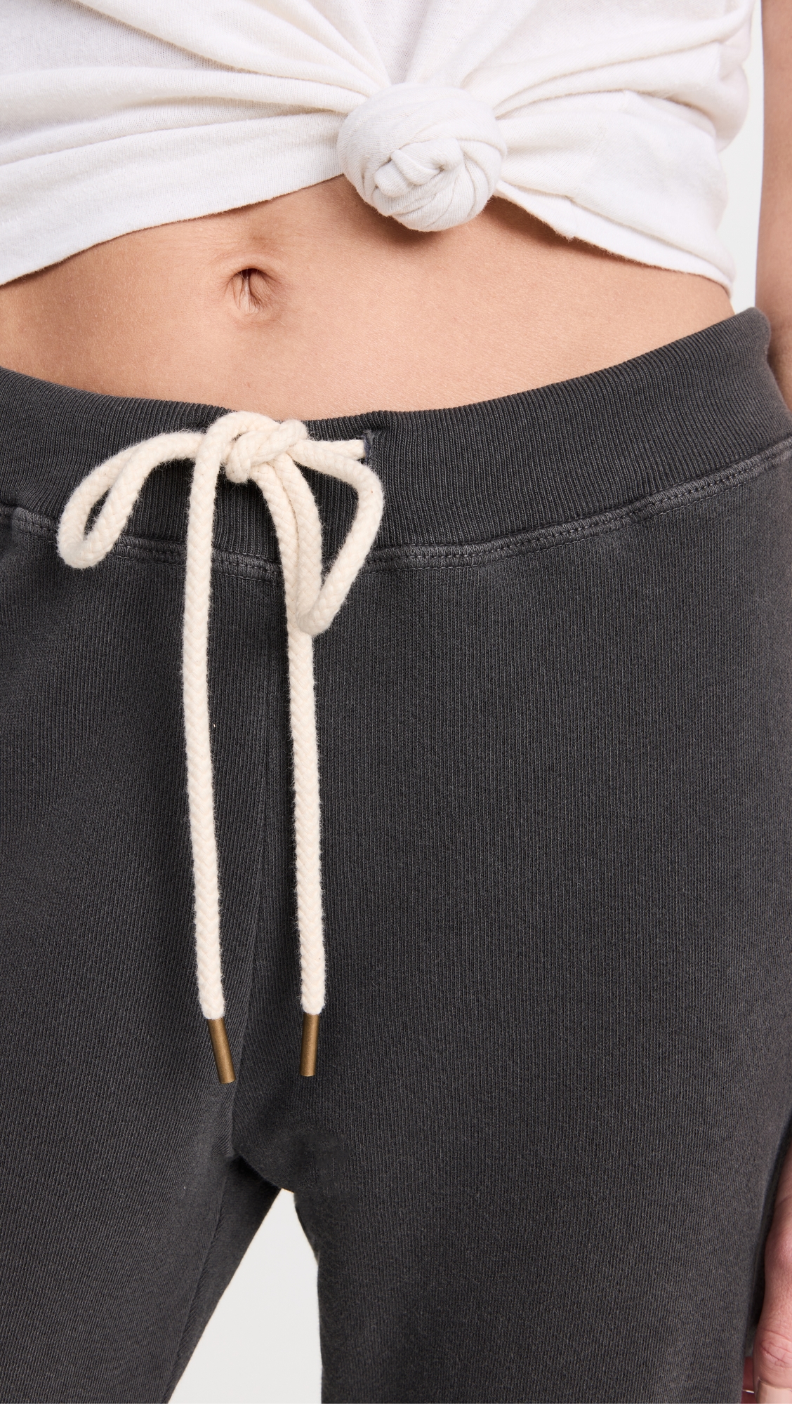 The Cropped Sweatpants Washed Black