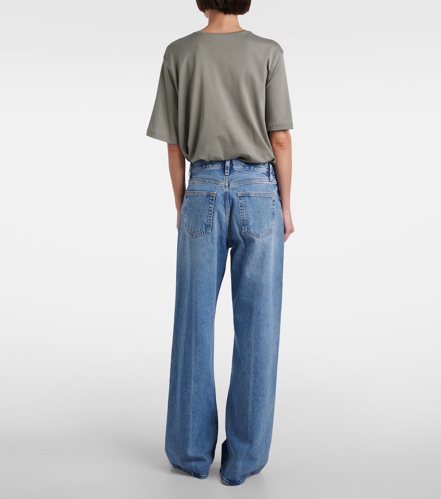 Loose mid-rise wide-leg jeans