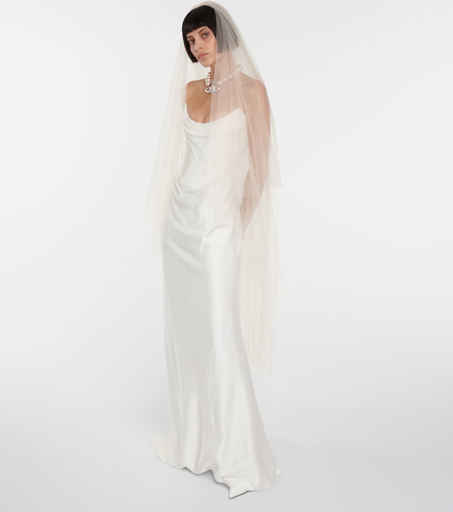 Bridal Galaxy Cape crêpe satin gown
