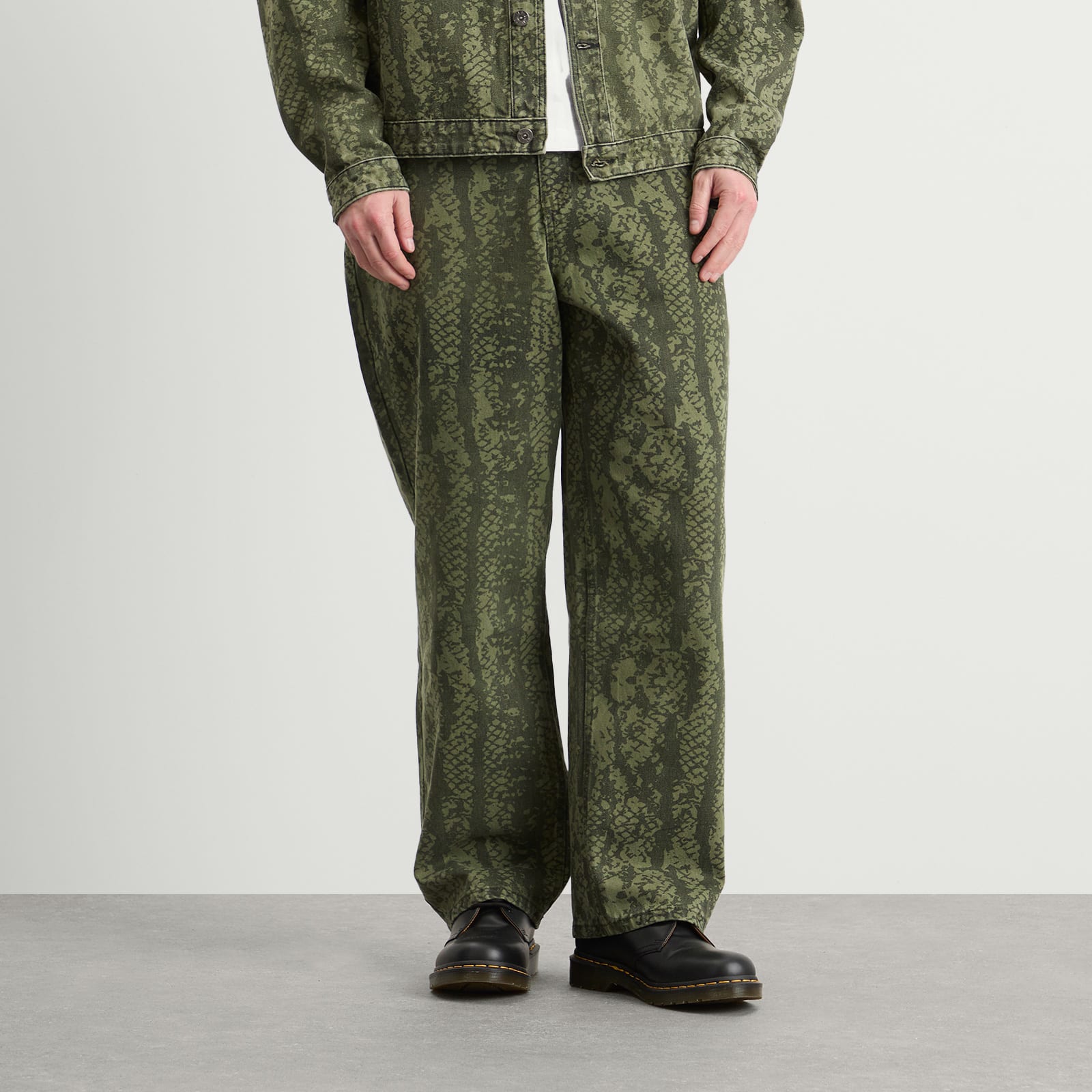 Men's Garage Denim Jeans in Lowland Camo