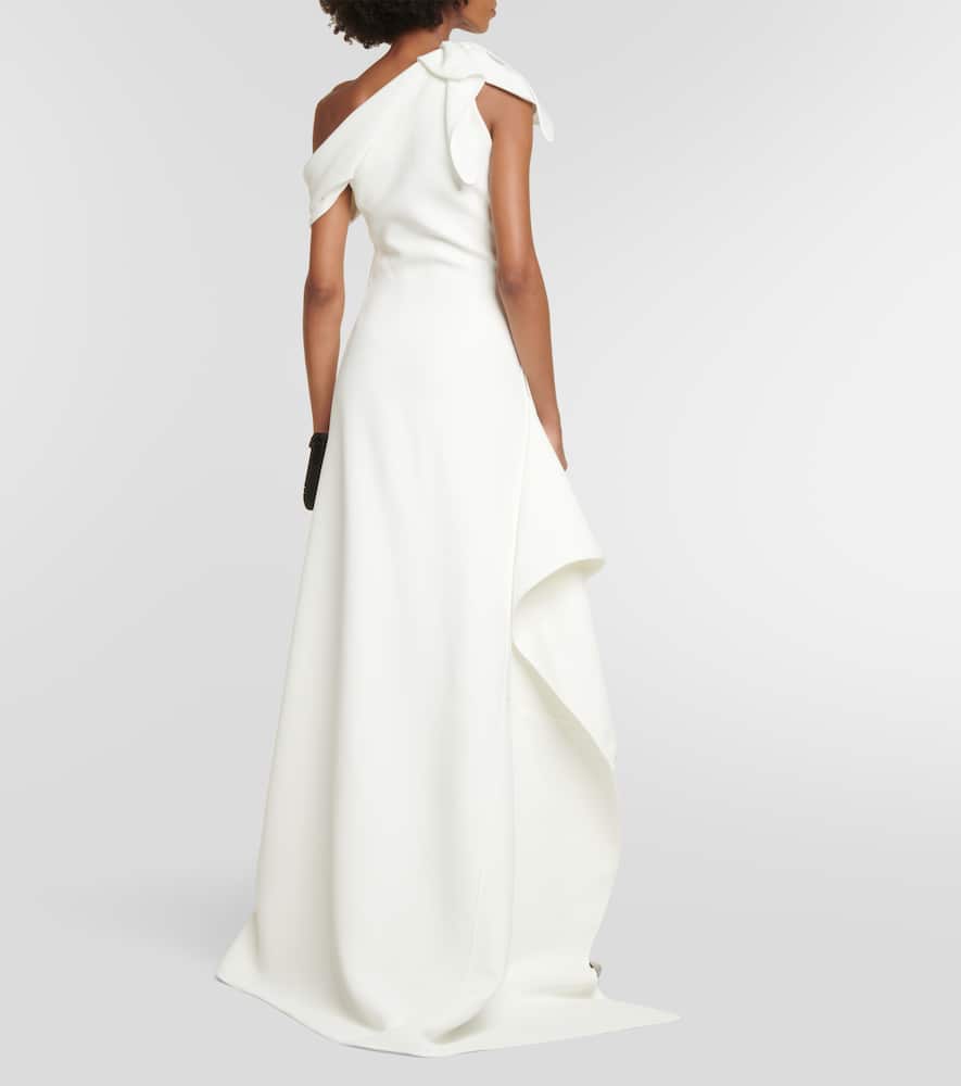 Rigorous gown