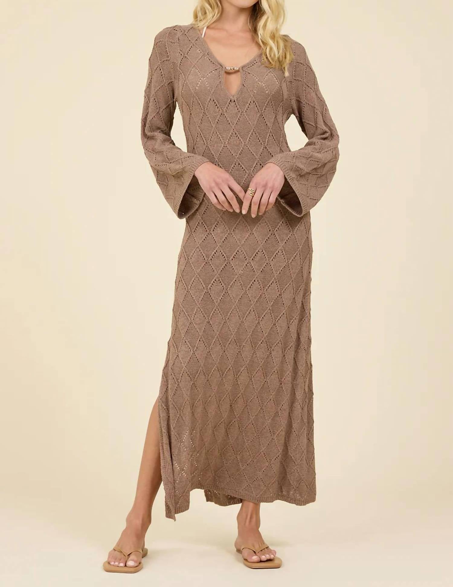Plunge Diamond Knit Midi Dress In Cocoa