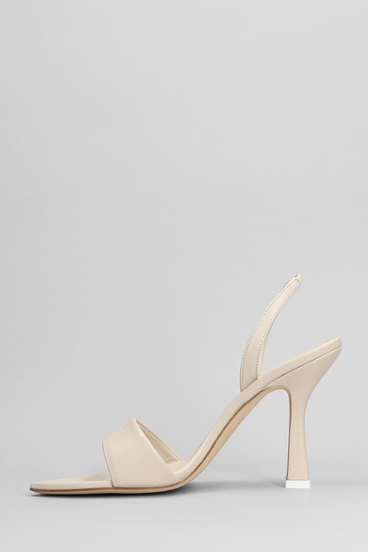 Lily 095 Sandals In Beige Leather