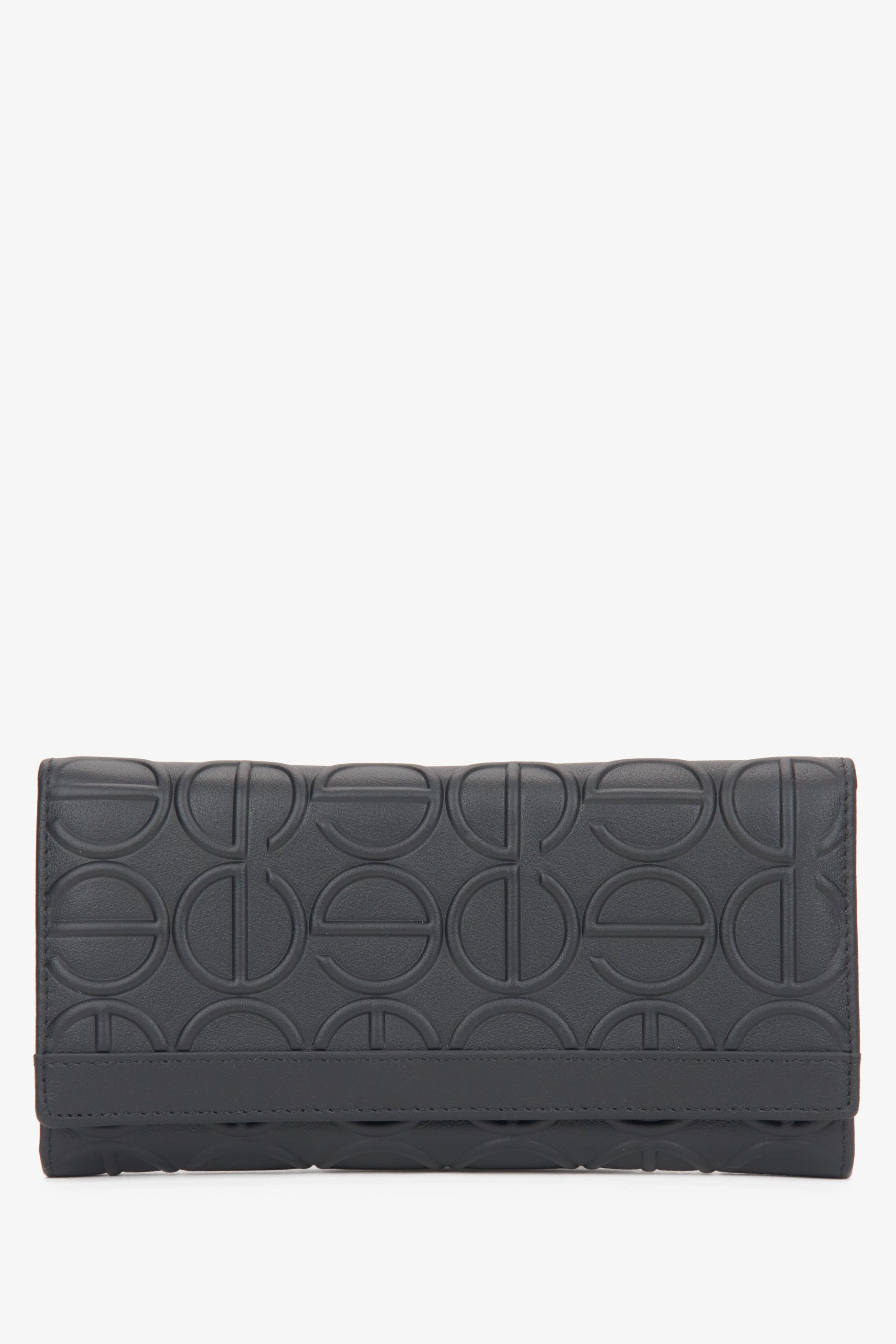 Estro: Women's Black Leather Continental Wallet